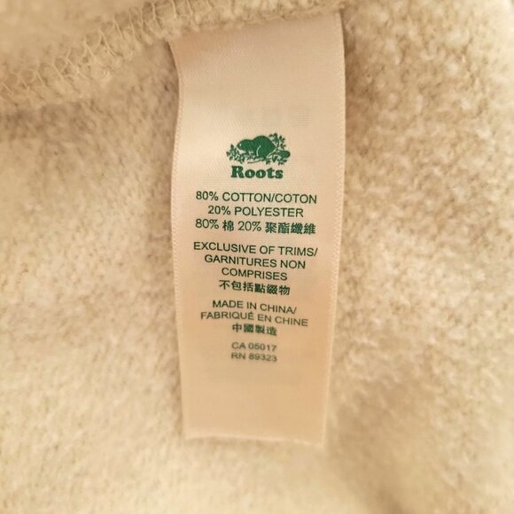 Roots Canada Women's Small/ P Logo Sweatshirt  Great Used Condition - Picture 9 of 9